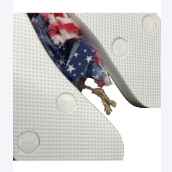 🇺🇸 Kids Patriotic Fringe Flip Flops | Handmade 4th of July Sandals | Size 12-13 - Picture 3 of 4